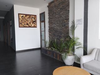 Foto 4 de Oficina en arriendo en El Poblado.