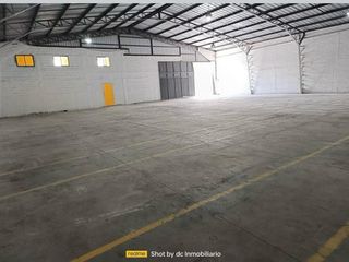 VENDO GALPÓN COMERCIAL