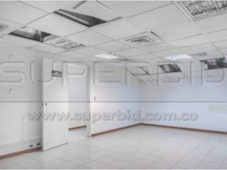 LOCAL COMERCIAL PRIMER PISO - EDIFICIO SEGUROS BOLÍVAR DE 459,54 M2- BARRANQUILLA