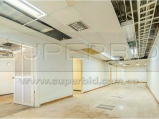 LOCAL COMERCIAL PRIMER PISO - EDIFICIO SEGUROS BOLÍVAR DE 459,54 M2- BARRANQUILLA