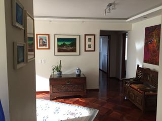 Foto 4 de VENTA DEPARTAMENTO DUPLEX DE 4 DORMITORIOS , SECTOR LA CAROLINA