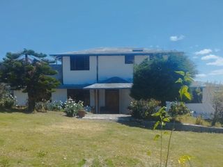 Foto 1 de TERRENO DE 7290M2 CON CASA EN PINTAG