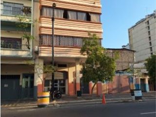 Foto 2 de SE VENDE DE OPORTUNIDAD EDIFICIO COMERCIAL RENTERO SECTOR CENTRO DE GUAYAQUIL - GUAYAQUIL