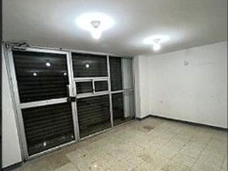Foto 5 de SE VENDE DE OPORTUNIDAD EDIFICIO COMERCIAL RENTERO SECTOR CENTRO DE GUAYAQUIL - GUAYAQUIL