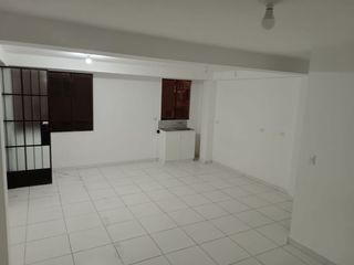 Foto 3 de ALQUILER DE EDIFICIO PARA DIVERSAS ACTIVIDADES LABORALES