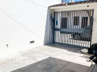 Foto 33 de OPORTUNIDAD DE INVERSIÓN!! VENTA DE HERMOSA CASA TARAPOTO, JR. MANUELA MOREY, A 2 CDRAS. DE LA PLAZA DE ARMAS