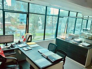 Alquiler de Oficinas 240m2 Av. San Borja Sur San Borja