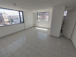 Foto 7 de RENTO  HERMOSA BODEGA DE 400M2  EN EL EDEN