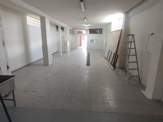 Foto 17 de RENTO  HERMOSA BODEGA DE 400M2  EN EL EDEN