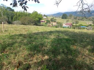 VENTA LOTE EN RESTREPO VALLE