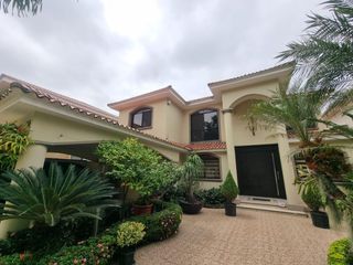 Foto 1 de VENTA CASA ESTANCIAS DEL RIO-1