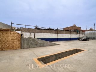 Foto 13 de VENTA DE LOCAL COMERCIAL DE 437M2 EN EL OVALO DE HUACHO