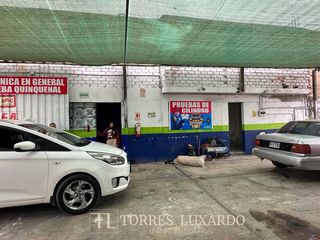 Foto 3 de VENTA DE LOCAL COMERCIAL DE 437M2 EN EL OVALO DE HUACHO