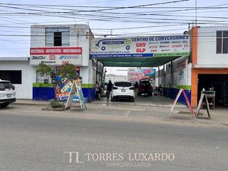 Foto 2 de VENTA DE LOCAL COMERCIAL DE 437M2 EN EL OVALO DE HUACHO