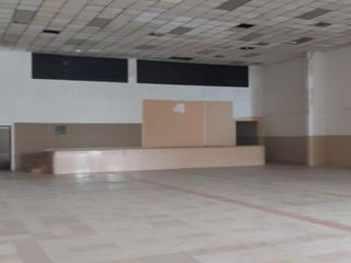 Foto 6 de Venta Edificio de 2 Pisos, Tiene Oficinas, 6 Bodegas. Área 13.238,91 m² Via a Daule 5.5 Km
