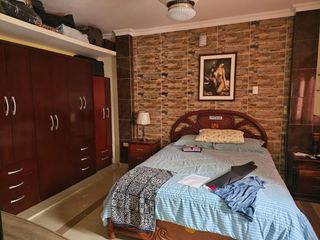 Foto 14 de Venta de casa rentera de 5 departamentos en la ciudadela URBANOR Een Guayaquil