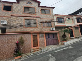 Foto 24 de Venta de casa rentera de 5 departamentos en la ciudadela URBANOR Een Guayaquil