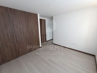Foto 1 de CASA POR ESTRENAR 2 parqueaderos, 3 dormitorios cada uno con baño propio en conjunto privado Casa ESQUINERA conocoto valle de los chillos Casa en vent