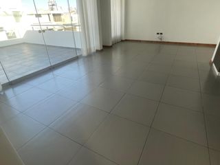 HERMOSO DEPARTAMENTO EN ALQUILER QUINTA AZORES - CHALLAPAMPA