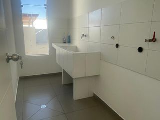 HERMOSO DEPARTAMENTO EN ALQUILER QUINTA AZORES - CHALLAPAMPA