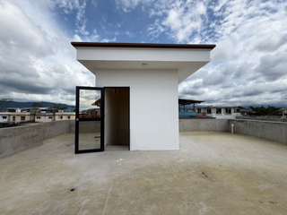 Foto 8 de VENTA DE CASA EN LA URB. LOS ALMENDROS