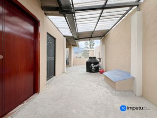 Foto 10 de Se vende casa en el Barrio Obrapìa de la ciudad de Loja