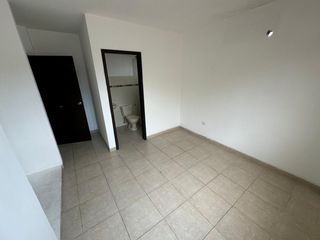 Foto 6 de En alquiler casa de 4 dormitorios en urb.La Romareda. (TH)