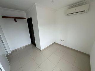 Foto 7 de En alquiler casa de 4 dormitorios en urb.La Romareda. (TH)