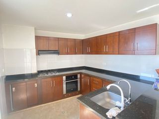 Foto 5 de APARTAMENTO CAOBOS EDIFICIO VIÑEDOS