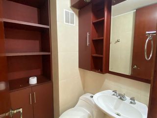Foto 10 de APARTAMENTO CAOBOS EDIFICIO VIÑEDOS