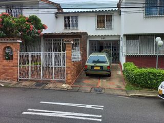 Foto 1 de Vendo amplia casa en cañaveral con 4 alcobas - 14819 AB