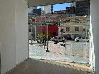 LOCAL COMERCIAL EN ARRIENDO EN EL CENTRO DE MANIZALES