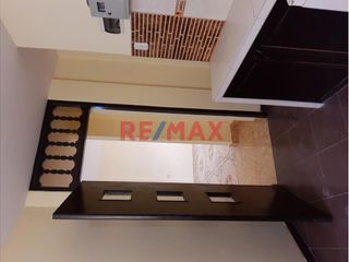 Foto 3 de Vendo Casa 2 Pisos En Condominio Urb. Rosas De América 202M2