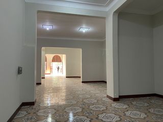 Foto 10 de LOCAL COMERCIAL EN ALQUILER EN 1er PISO FRENTE A AV. PASEO COLÓN