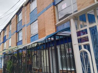 Foto 1 de VENTA - CASA - LAGOS DE MALIBU 4 ETAPA 1 - SOACHA