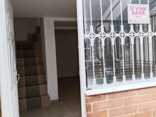 Foto 4 de VENTA - CASA - LAGOS DE MALIBU 4 ETAPA 1 - SOACHA