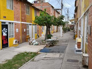 Foto 2 de VENTA - CASA - URBANIZACIÓN HOGAR DEL SOL - SOACHA
