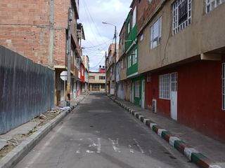 Foto 5 de VENTA - CASA - GIRASOLES -SECTOR DE COMPARTIR   SOACHA RENTABLE  4 APTOS
