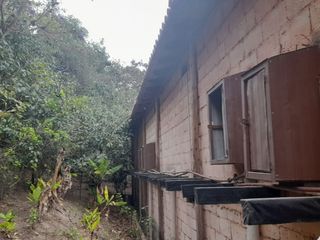 Hosteria de 10.000 m2 venta en Guayllabamba