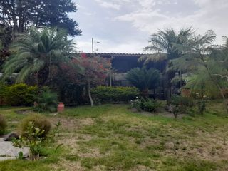 Hosteria de 10.000 m2 venta en Guayllabamba