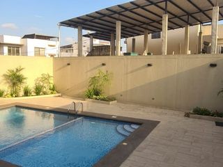 Foto 1 de En alquiler lujosa y moderna Suite en Álamos Norte, Guayaquil
