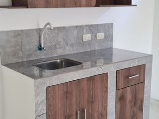 Foto 4 de En alquiler lujosa y moderna Suite en Álamos Norte, Guayaquil