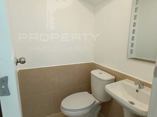 Foto 6 de Casa en venta 3 dormitorios Valle de los Chillos CRÉDITO VIP Con Piscina. Conocoto La Salle.
