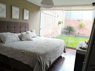 Foto 16 de Oferta! Vendo hermosa casa remodelada en calle residencial en San Borja !