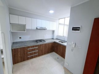 Foto 3 de Vendo Dpto. Ate en Urbanización Los Portales - Prolongación Javier Prado Este.