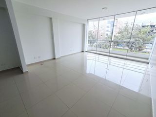 Foto 8 de Vendo Dpto. Urbanización Los Portales Ate
