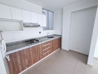 Foto 10 de Vendo Dpto. Urbanización Los Portales Ate