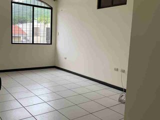 Foto 3 de ALQUILER URBANIZACION PRIVADA LOS CEIBOS