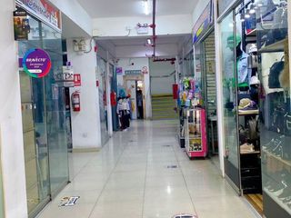 Foto 3 de VENTA DE LOCAL COMERCIAL EN SANTIAGO DE SURCO GALERIA SHOPPING PLAZA