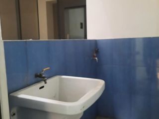 Foto 11 de ¡OPORTUNIDAD ÚNICA!  Se Vende Amplio Departamento en el Segundo Piso, Ubicado En Una Excelente Zona De San Juan De Miraflores,